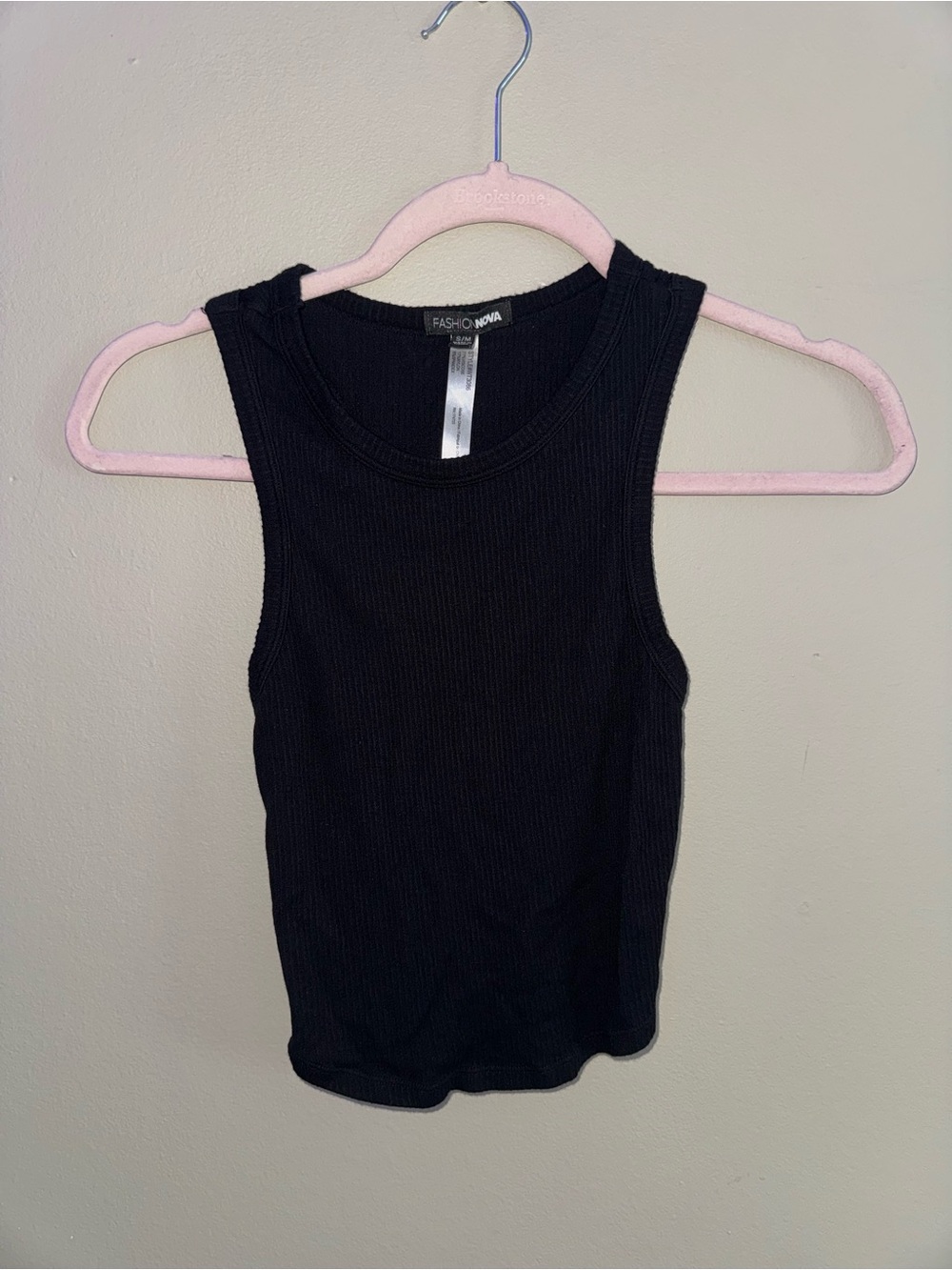 Like new, fashion nova black ribbed tank top, size S/M